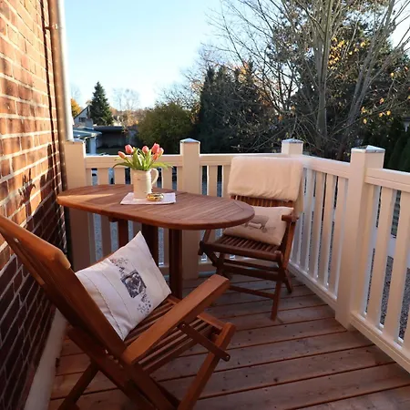 Johanna App 2 - Maritimes Wohnen In Bester Lage Mit Suedbalkon & Garten Timmendorfer Strand