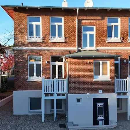 Appartamento Johanna App 2 - Maritimes Wohnen In Bester Lage Mit Suedbalkon & Garten *