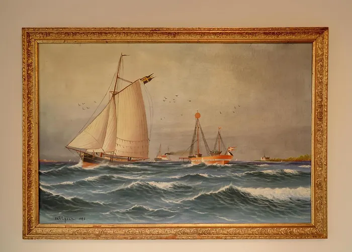 Apartment Johanna App 2 - Maritimes Wohnen In Bester Lage Mit Suedbalkon & Garten